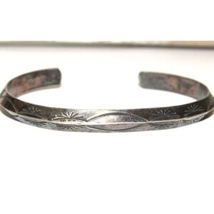 Old Pawn Navajo Carinated Ingot Cuff Bracelet Sterling Silver Native American